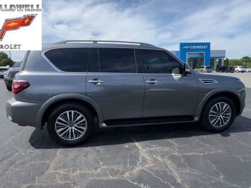 Used 2023 Nissan Armada SL RWD image 9