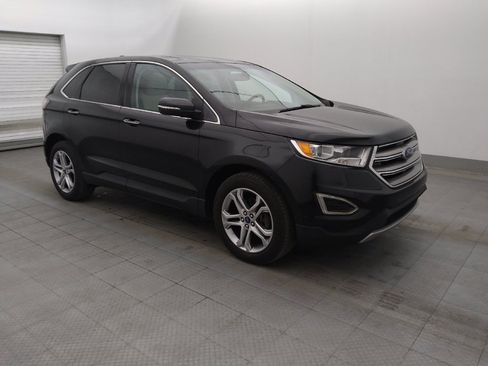 Used 2015 Ford Edge Titanium FWD image 11