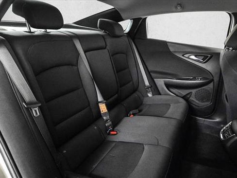 Used 2022 Chevrolet Malibu LT image 20