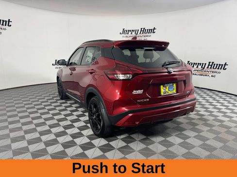 Used 2024 Nissan Kicks SR image 8