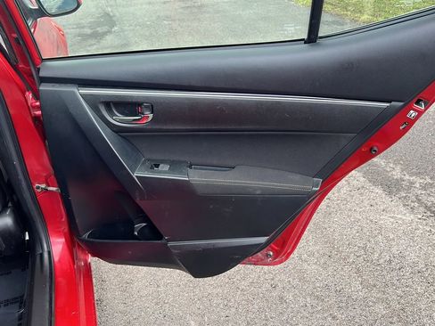 Used 2019 Toyota Corolla LE image 10