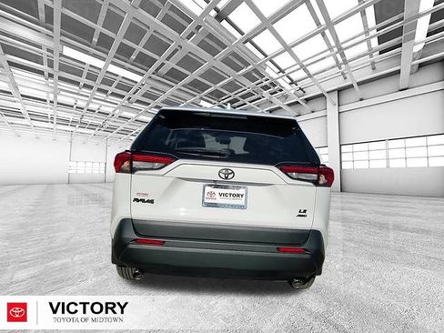 Used 2025 Toyota RAV4 LE image 4