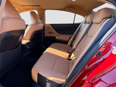 New 2025 Lexus ES 350 w/ Premium Package image 21