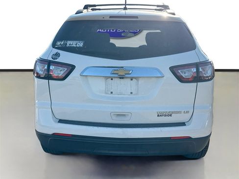 Used 2015 Chevrolet Traverse LS image 6
