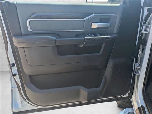 Used 2022 RAM 3500 Big Horn image 11