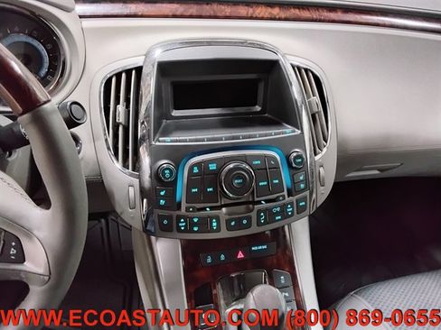 Used 2011 Buick LaCrosse CXL w/ Luxury Package FWD image 12