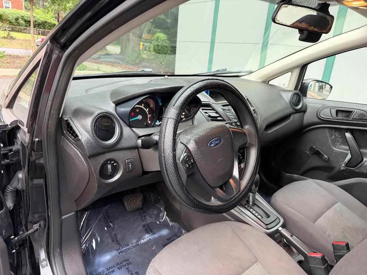 Used 2015 Ford Fiesta S FWD image 10