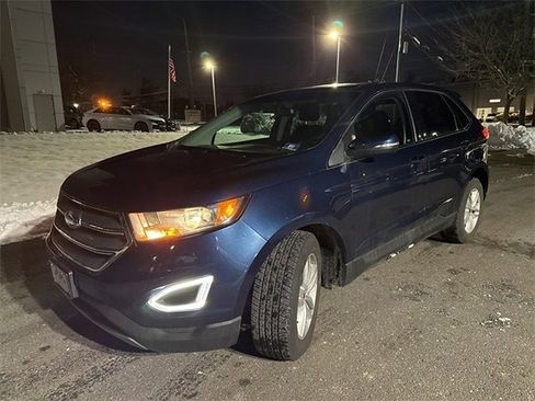 Used 2017 Ford Edge SEL image 3