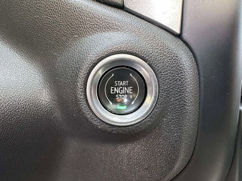 Certified 2021 Chevrolet Silverado 1500 LT Trail Boss w/ Convenience Package II image 30