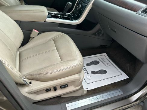 Used 2013 Ford Edge Limited w/ Vision Pkg image 12