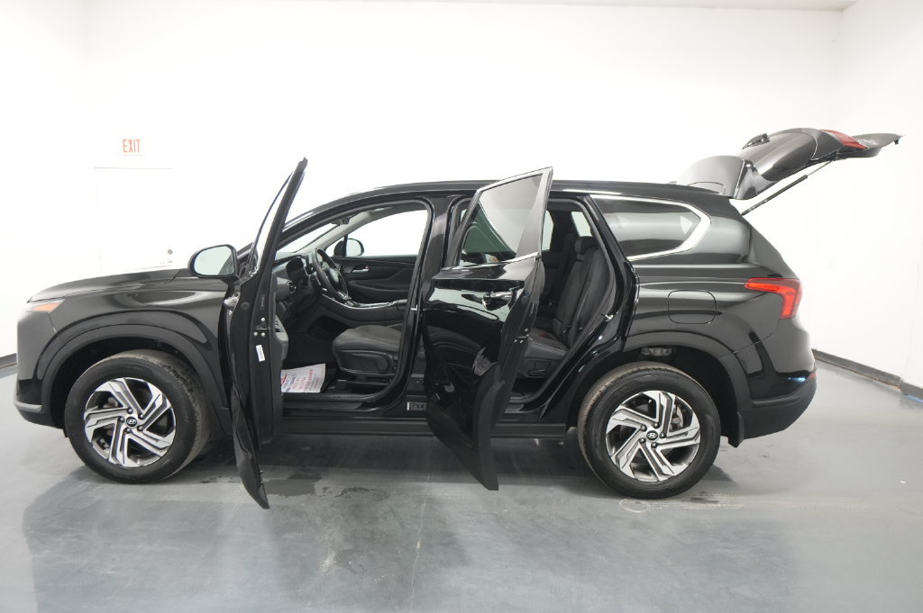 Used 2023 Hyundai Santa Fe SE AWD/4WD image 23