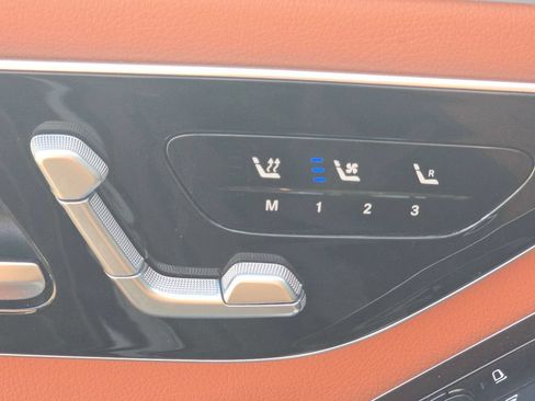 Used 2022 Mercedes-Benz S 500 4MATIC image 6