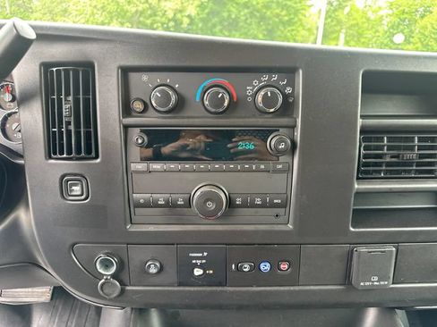 Used 2025 GMC Savana 2500 w/ Driver Convenience Package RWD image 26