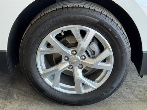 Used 2021 Chevrolet Equinox Premier AWD/4WD image 33