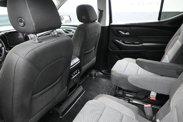 Used 2020 Chevrolet Traverse LT FWD image 25