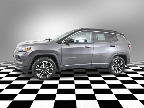 Used 2022 Jeep Compass Limited AWD/4WD image 3