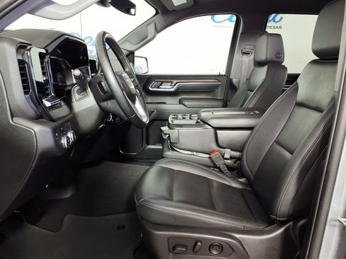 Used 2025 GMC Sierra 1500 SLT AWD/4WD image 8