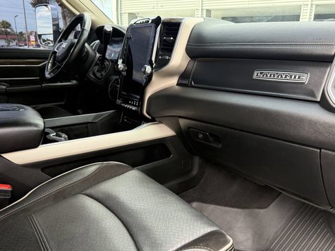 Used 2019 RAM 3500 Laramie AWD/4WD image 18