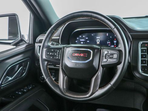 Used 2024 GMC Yukon AT4 AWD/4WD image 13