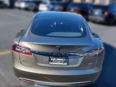 Used 2015 Tesla Model S 85D image 7