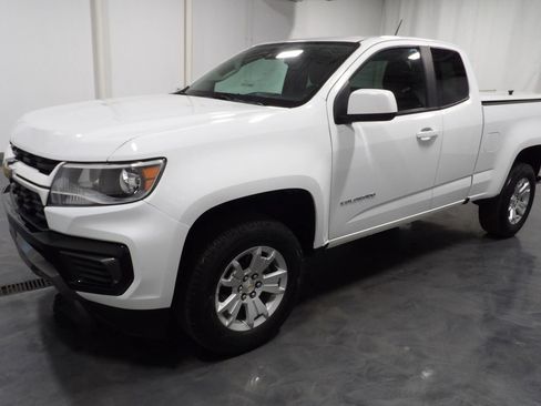Used 2022 Chevrolet Colorado LT w/ Fleet Safety Package RWD image 4