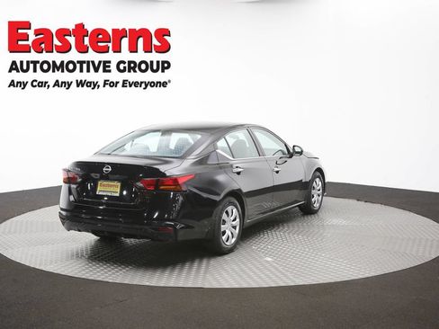 Used 2024 Nissan Altima 2.5 S FWD image 37