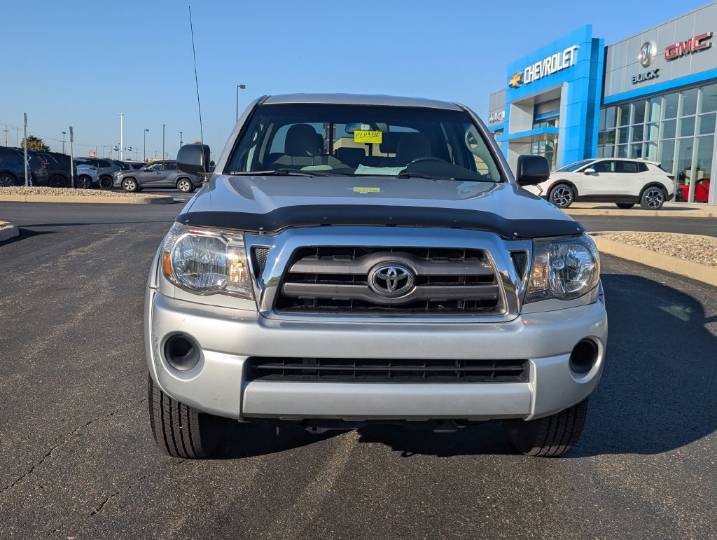 Used 2010 Toyota Tacoma 4x4 Double Cab image 2