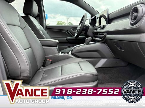 Used 2025 Chevrolet Colorado Trail Boss image 20