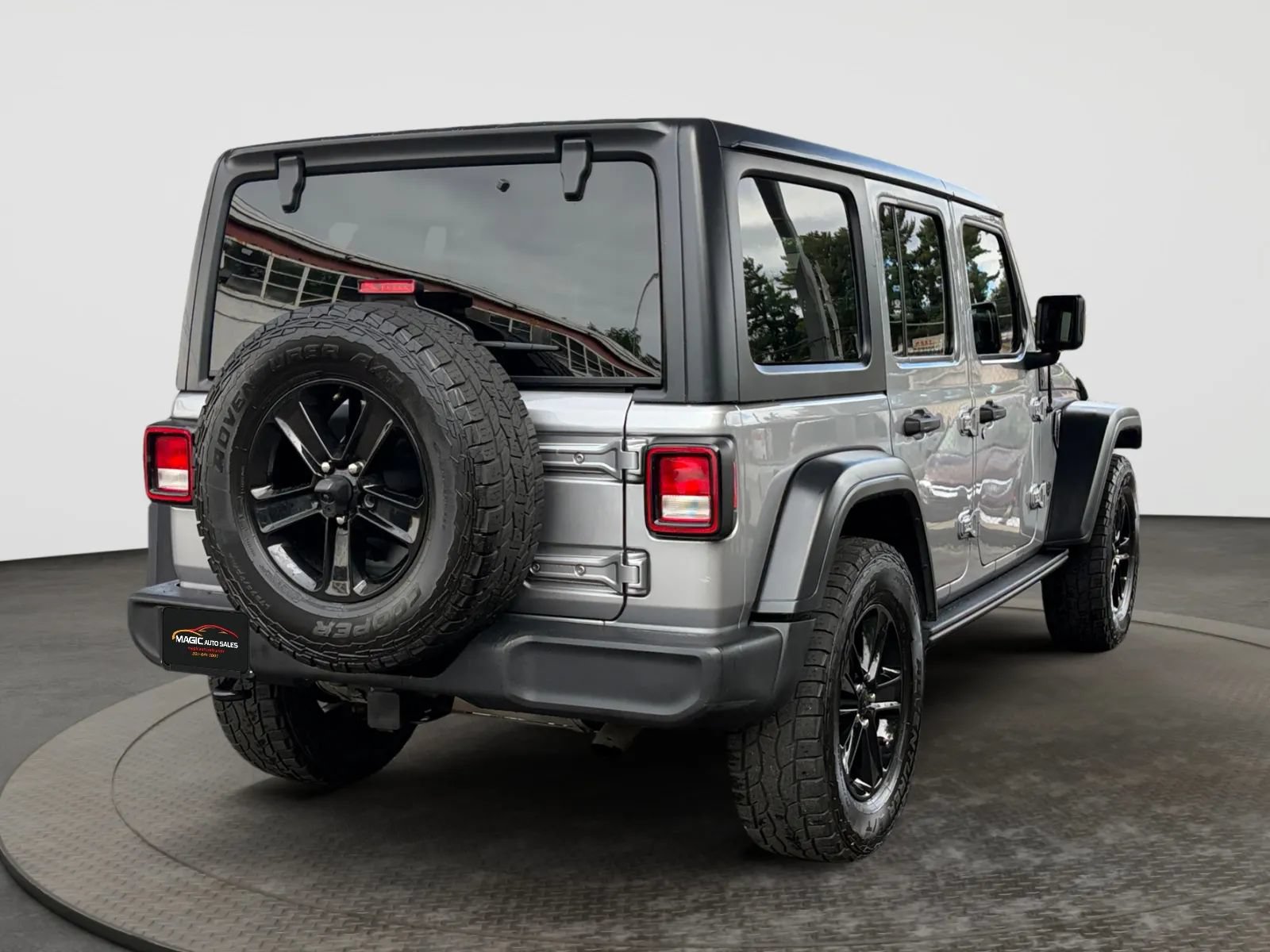 Used 2020 Jeep Wrangler Unlimited Sport AWD/4WD image 10