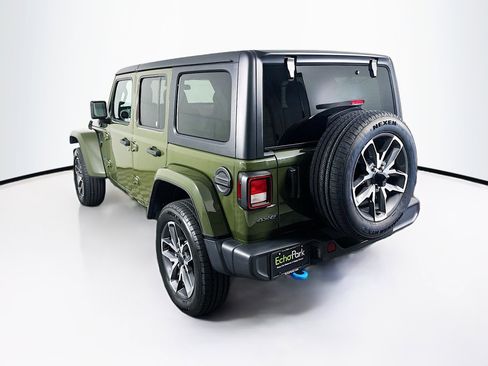 Used 2024 Jeep Wrangler Unlimited AWD/4WD image 5