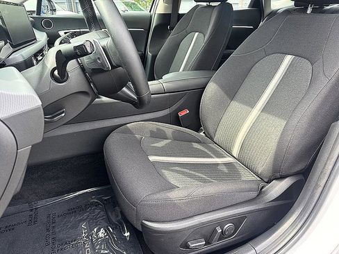 Certified 2025 Hyundai Sonata SEL FWD image 13