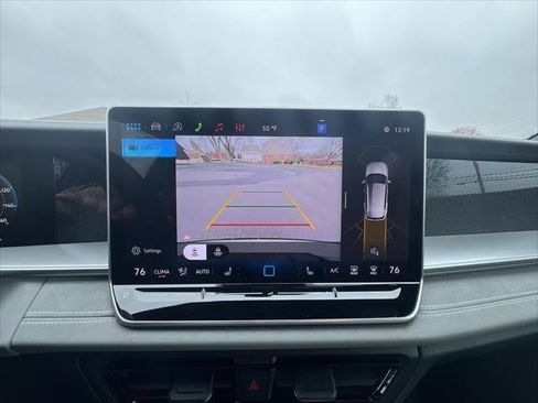 New 2026 Volkswagen Tiguan SE R-Line AWD/4WD image 17