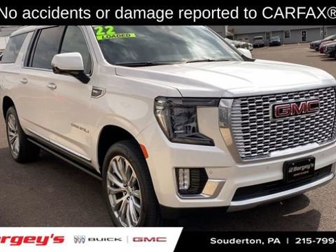 Certified 2022 GMC Yukon XL Denali w/ Denali Premium Package AWD/4WD image 2