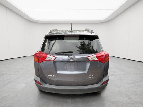 Used 2013 Toyota RAV4 XLE AWD/4WD image 5