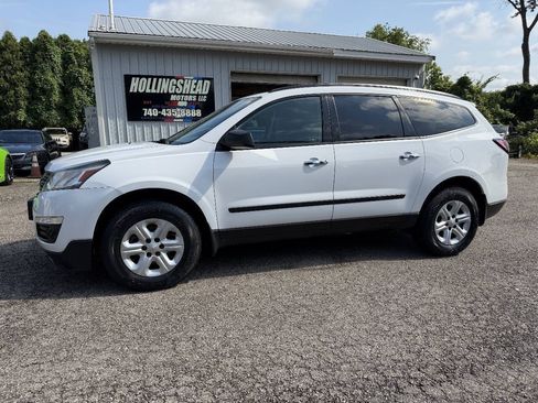 Used 2017 Chevrolet Traverse LS AWD/4WD image 1