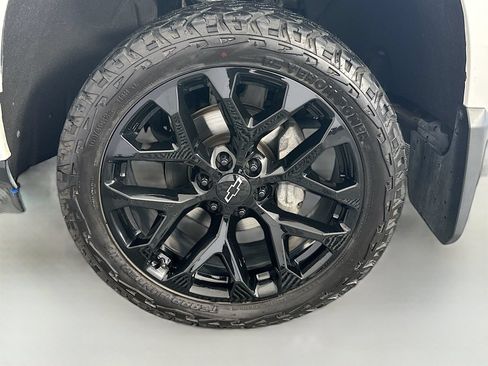 Used 2020 Chevrolet Silverado 1500 RST w/ True North Edition AWD/4WD image 34