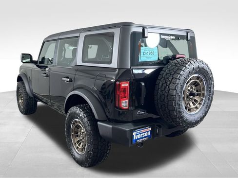 New 2025 Ford Bronco 4-Door image 5