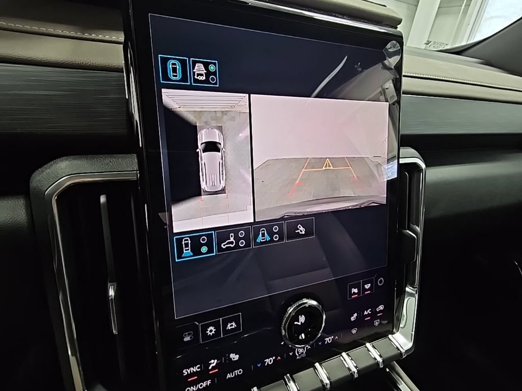 New 2026 GMC Acadia Elevation w/ Black Edition FWD image 18