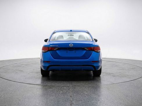 Used 2025 Nissan Sentra SV image 7