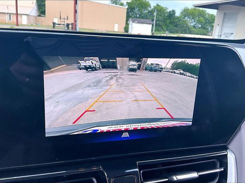 Used 2024 Chevrolet TrailBlazer LT w/ LT Cold Weather Package FWD image 14