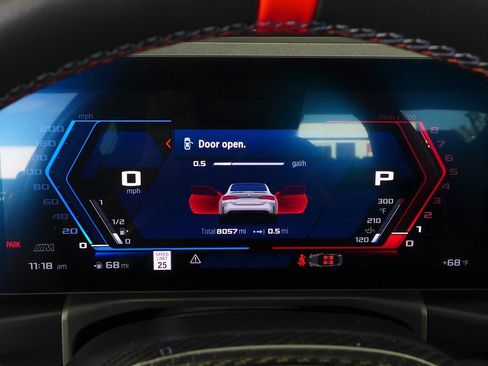 Used 2025 BMW M4 Competition image 29