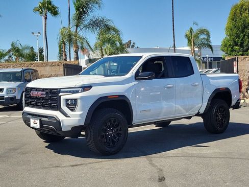 New 2026 GMC Canyon Elevation RWD image 2