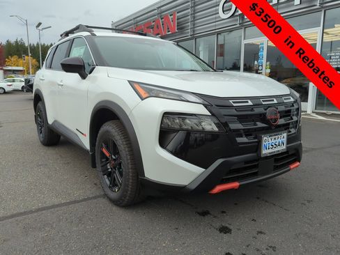 New 2026 Nissan Rogue SV image 6