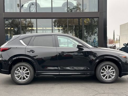 New 2025 MAZDA CX-5 AWD 2.5 S w/ Preferred Package image 4