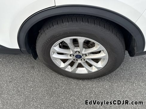 Used 2021 Ford Escape SE w/ Convenience Package image 26