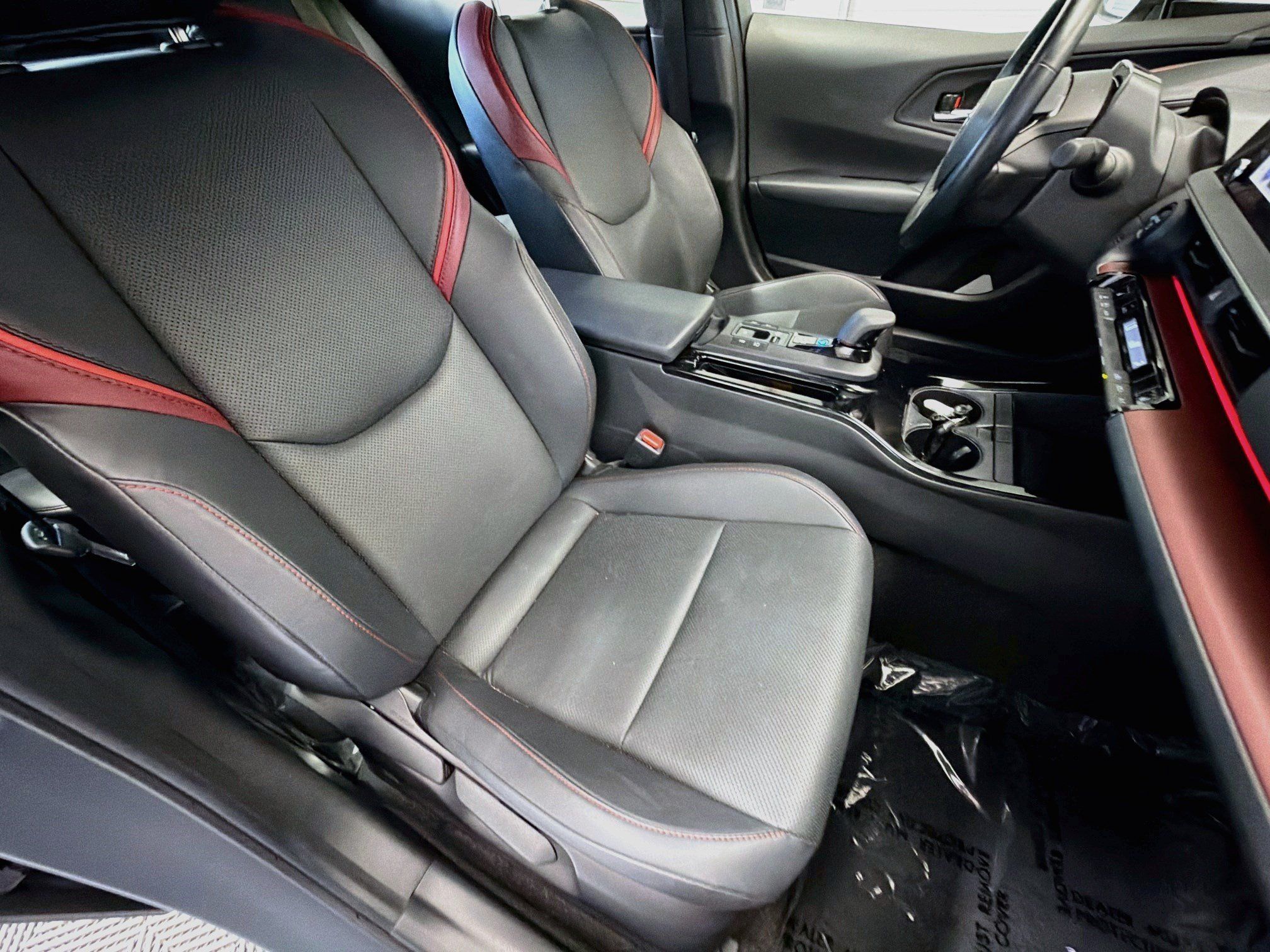 Used 2023 Toyota Prius Prime FWD image 16