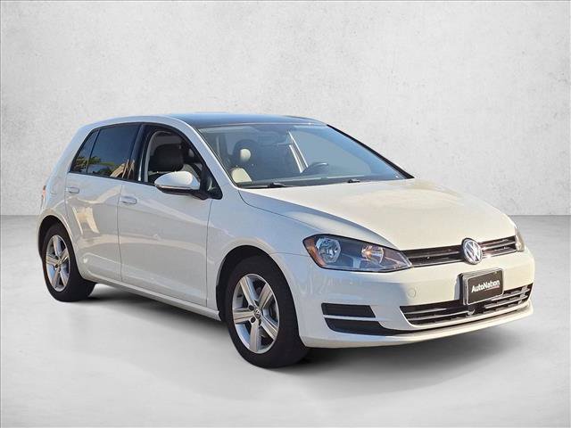 Used 2017 Volkswagen Golf Wolfsburg Edition FWD image 3