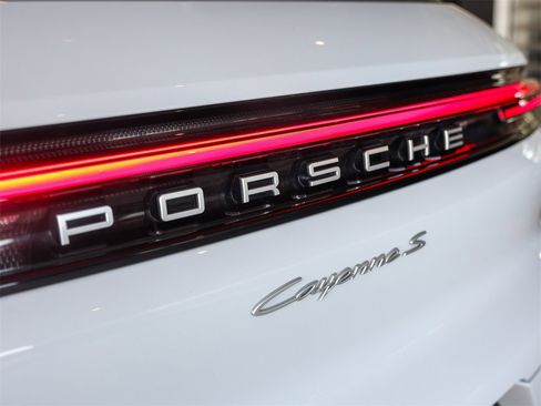 Certified 2024 Porsche Cayenne S image 14