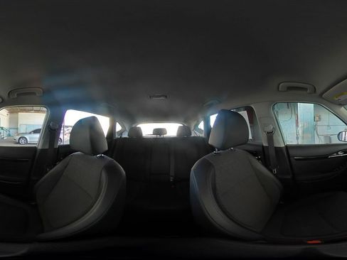 Used 2025 Kia Seltos S image 41