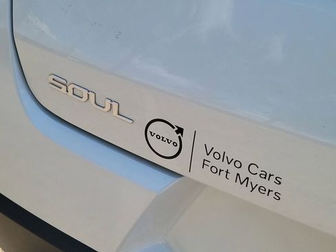 Used 2024 Kia Soul LX w/ Option Group 015 image 13